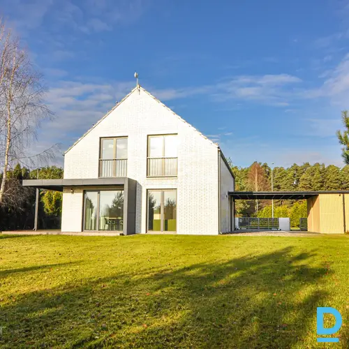 Pārdod mājas Sila iela 28