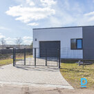 Divģimeņu mājas daļa Līčos pie Juglas upes – daba, privātums un pilsētas tuvumsP