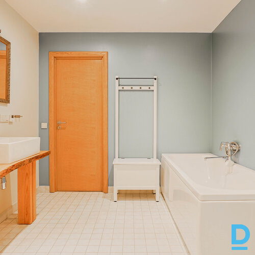 Pārdod māju Ievu iela 19