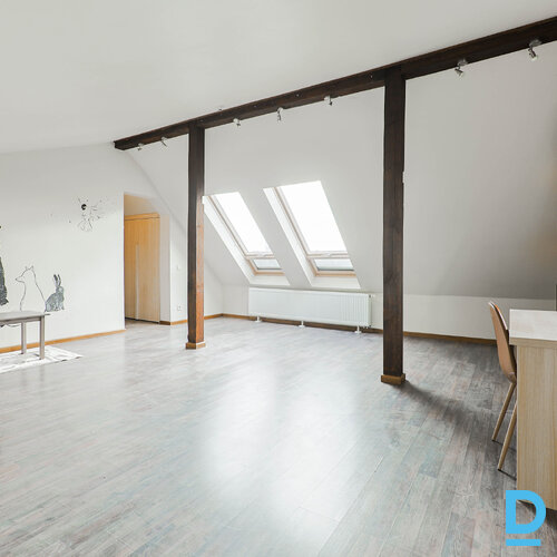 Pārdod māju Ievu iela 19