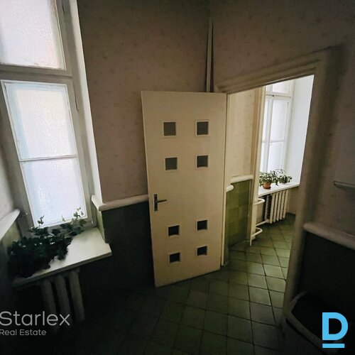 Biroja telpas Rīgas centrā pie Vanšu tilta