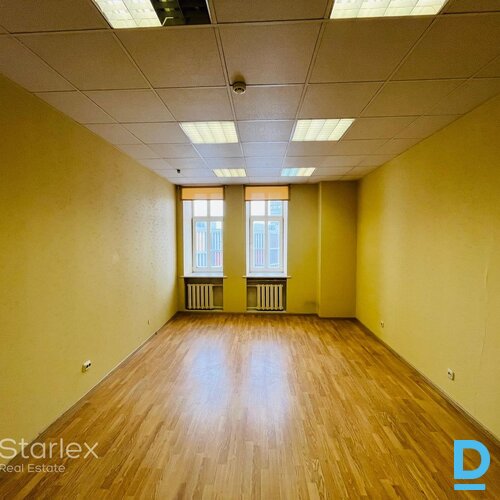 Biroja telpas Rīgas centrā pie Vanšu tilta