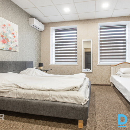 Pārdod ienesīgu īstermiņa īres īpašumu – dzīvojamā māja ar 5 dzīvokļiem, Rīgā, L