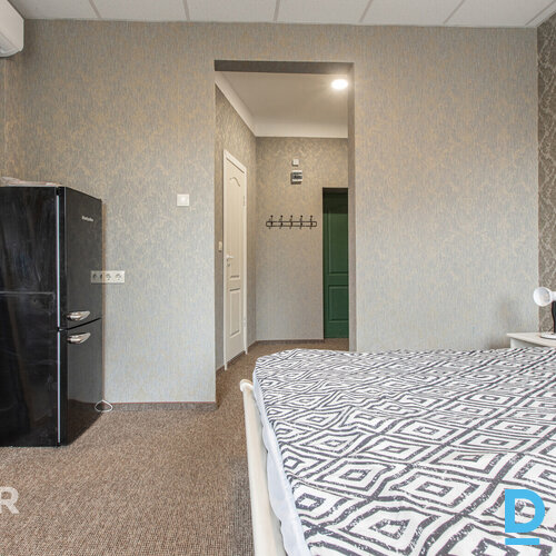 Pārdod ienesīgu īstermiņa īres īpašumu – dzīvojamā māja ar 5 dzīvokļiem, Rīgā, L