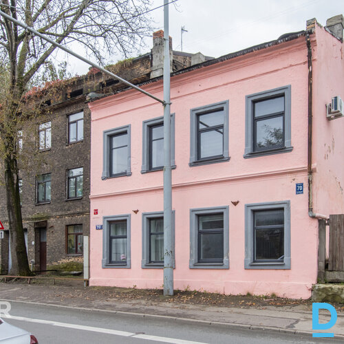 Pārdod ienesīgu īstermiņa īres īpašumu – dzīvojamā māja ar 5 dzīvokļiem, Rīgā, L