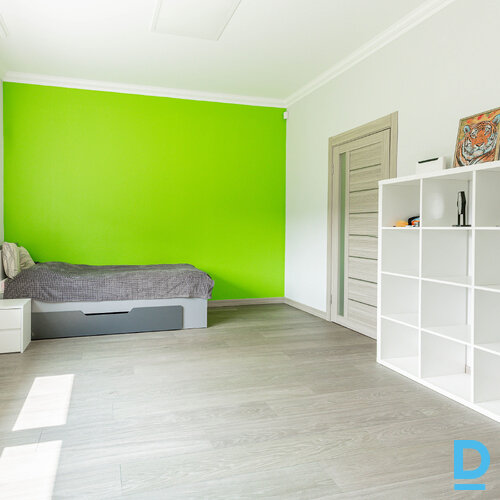 Pārdod māju Silaputninu iela 22