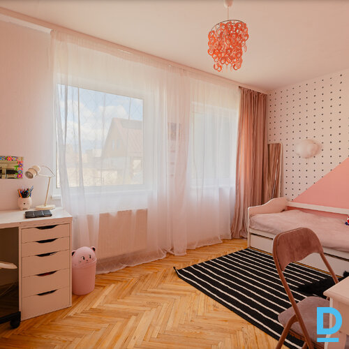 Pārdod māju Kooperatīva iela 22