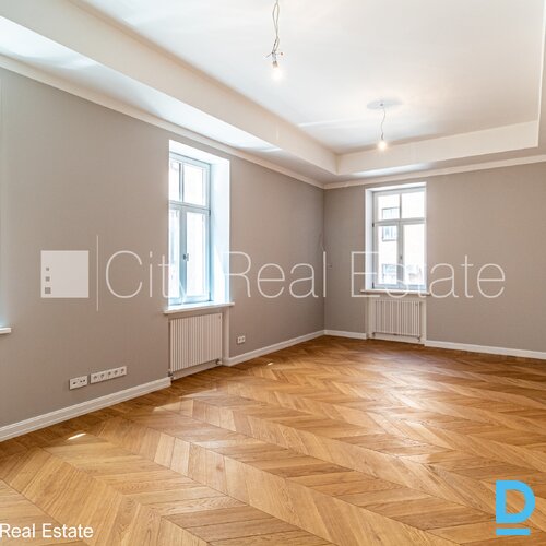 Izīrē dzīvokli Rīgā