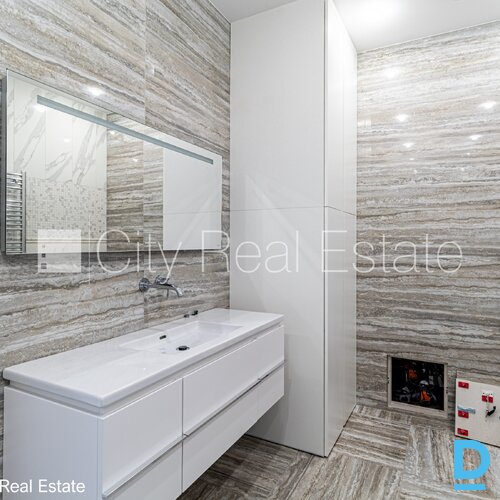 Izīrē dzīvokli Rīgā