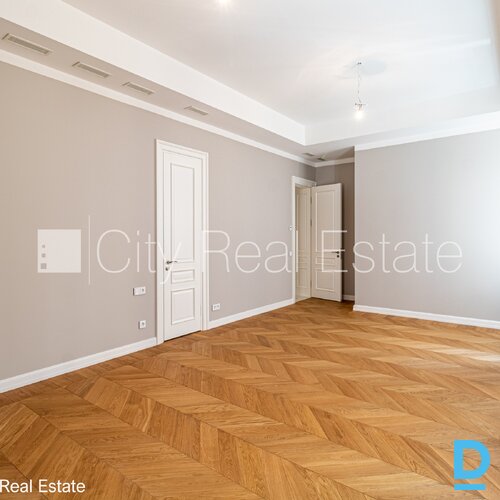 Izīrē dzīvokli Rīgā