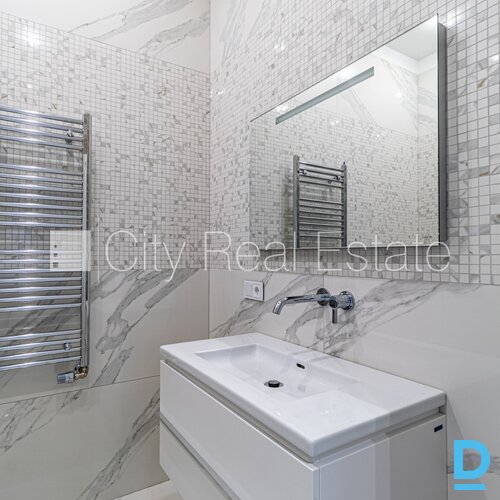 Izīrē dzīvokli Rīgā