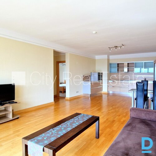 Izīrē dzīvokli Rīgā