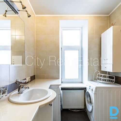 Izīrē dzīvokli Rīgā