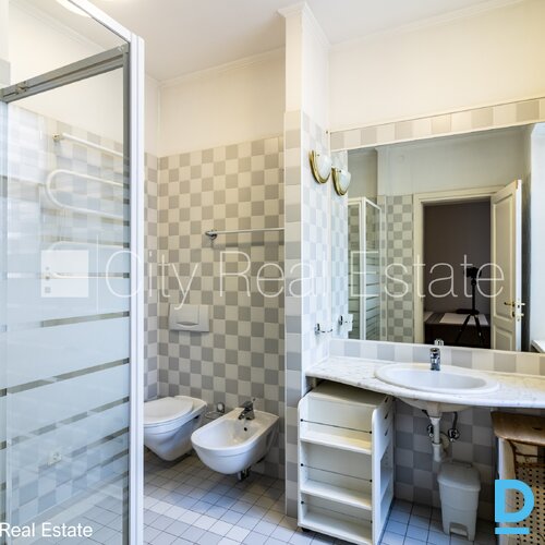 Izīrē dzīvokli Rīgā