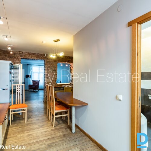 Izīrē dzīvokli Rīgā