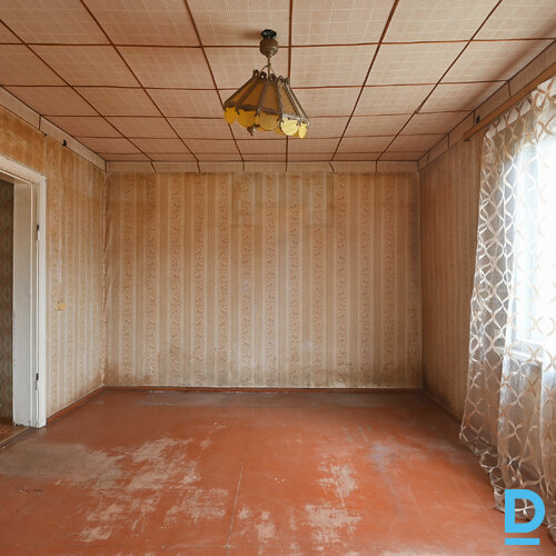 Pārdod māju Smilšu iela 28