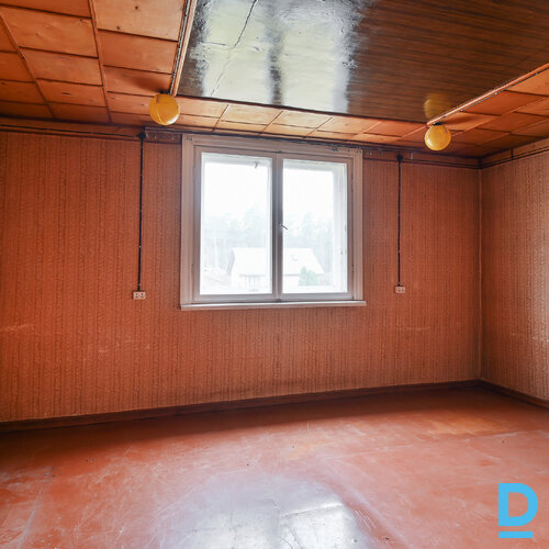 Pārdod māju Smilšu iela 28