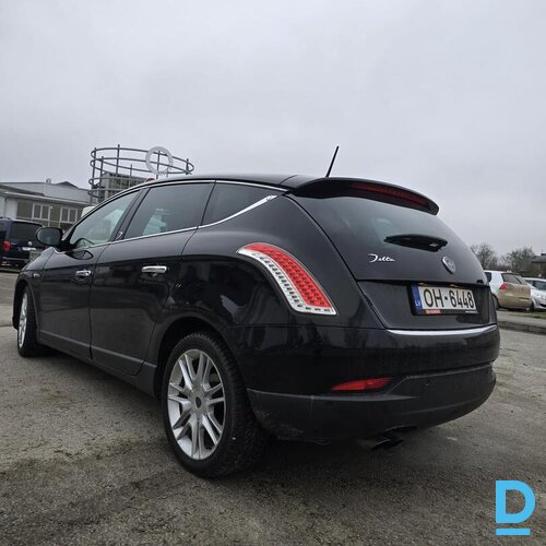 Pārdod Lancia Delta, 2010