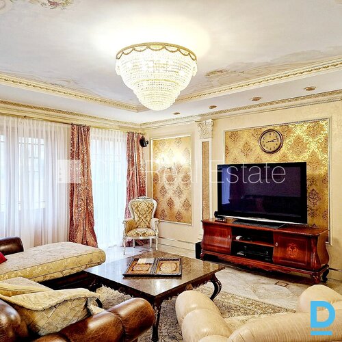 Izīrē māju Jūrmalā