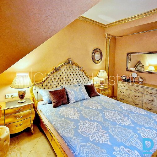 Izīrē māju Jūrmalā