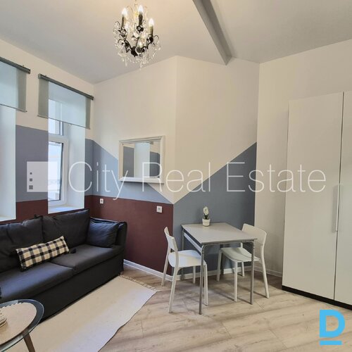 Izīrē dzīvokli Rīgā