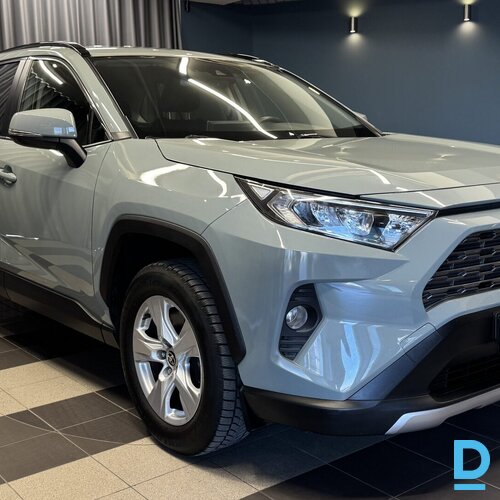 Pārdod Toyota Rav4 2.0i, 2021 Pārdod Toyota Rav4 2.0i, 2021