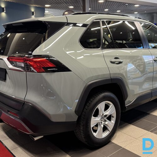 Pārdod Toyota Rav4 2.0i, 2021 Pārdod Toyota Rav4 2.0i, 2021