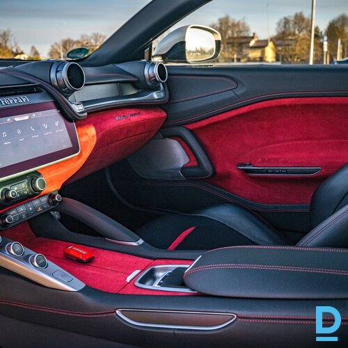 Pārdod Ferrari GTC4 Lusso 3.9 V8, 2019