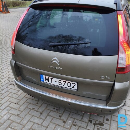 Pārdod Citroen C4 Picasso, 2012