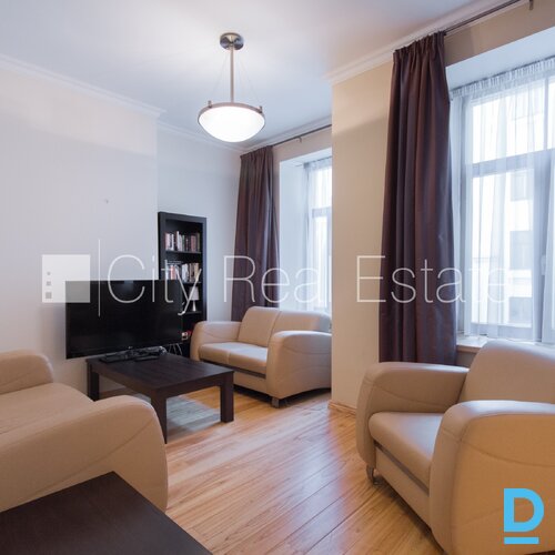 Izīrē dzīvokli Rīgā