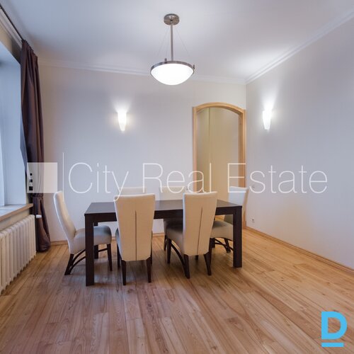 Izīrē dzīvokli Rīgā