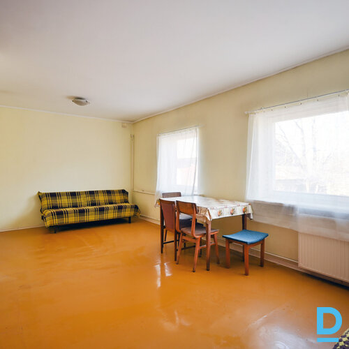 Pārdod māju Lazdulejas