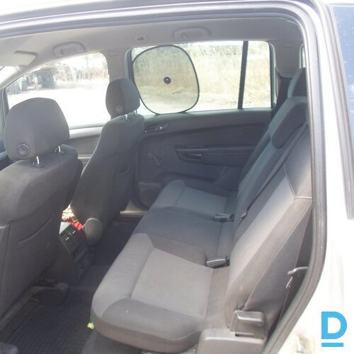 Pārdod Opel Zafira, 2006