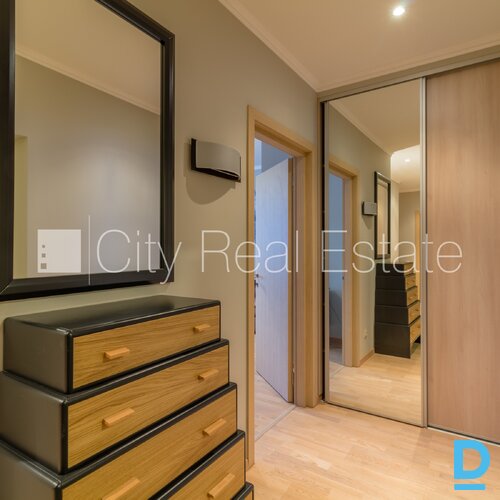 Izīrē dzīvokli Rīgā