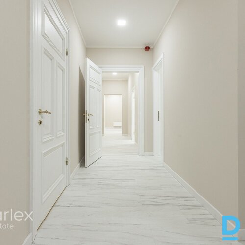 Medicīnas iestādei piemērotas telpas ar 1264 kodu Rīgas centrā pie Jaunā Rīgas teātra