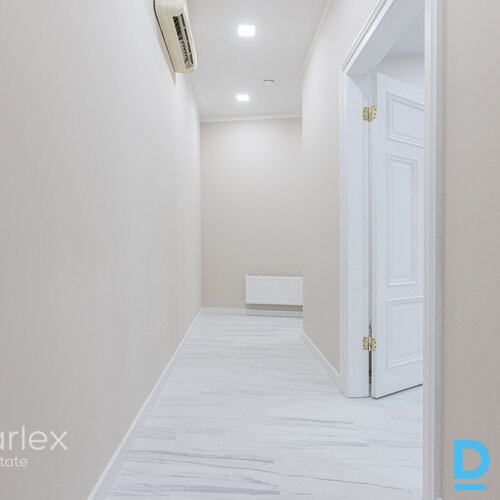 Medicīnas iestādei piemērotas telpas ar 1264 kodu Rīgas centrā pie Jaunā Rīgas teātra