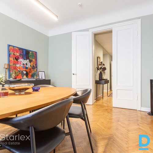 Mēbelēts birojs Rīgas centrā pie Akas ielas