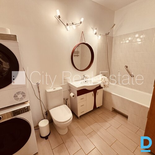 Izīrē dzīvokli Rīgā