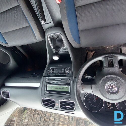 Pārdod Volkswagen Golf, 2010