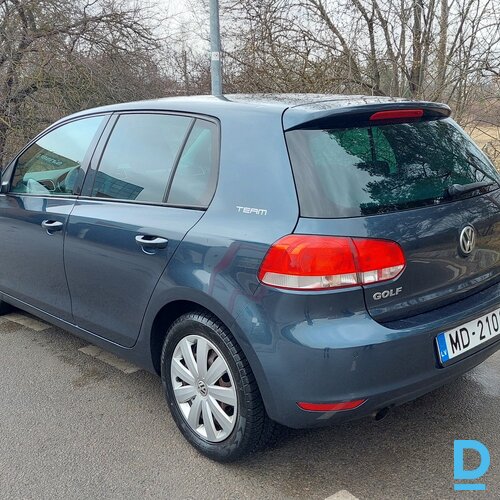 Pārdod Volkswagen Golf, 2010