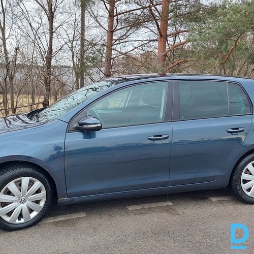 Pārdod Volkswagen Golf, 2010