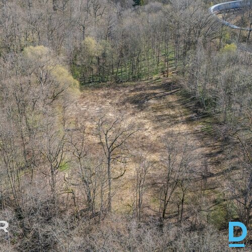 Pārdošanā 2 ha zemes gabals Gaujas senlejā blakus Siguldas bobsleja un kamaniņu 