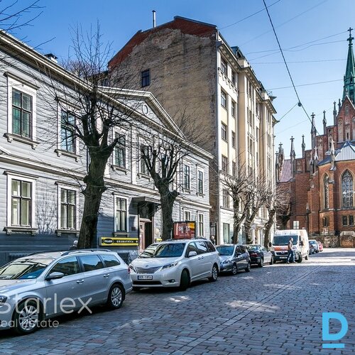 Kvalitatīvs birojs Rīgas centrā pie Ģertrūdes baznīcas