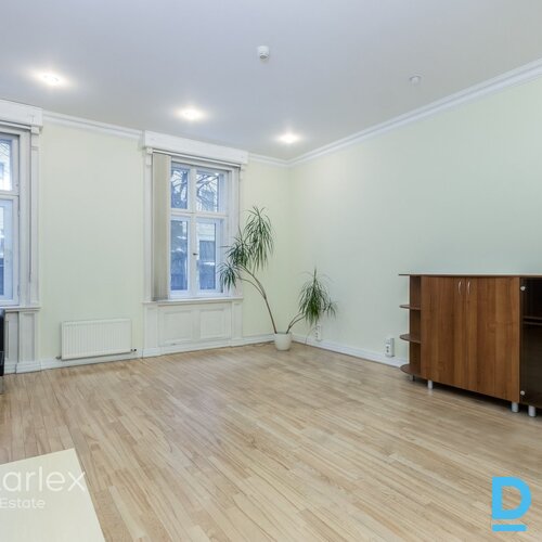 Kvalitatīvs birojs Rīgas centrā pie Ģertrūdes baznīcas