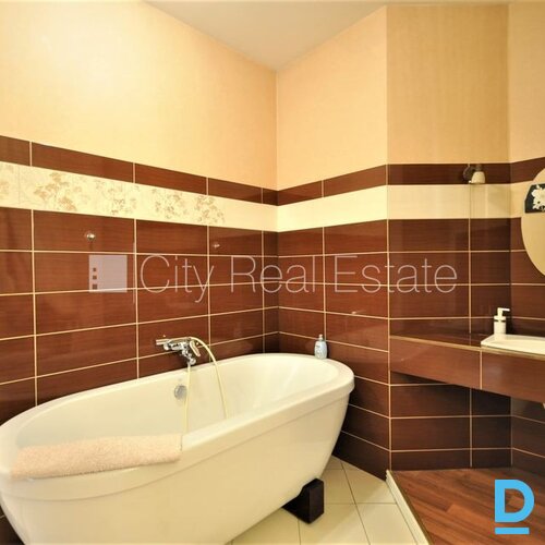 Izīrē dzīvokli Rīgā