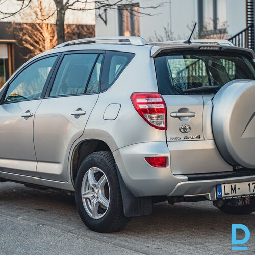 Pārdod Toyota Rav 4 2.0 b/g, 2012