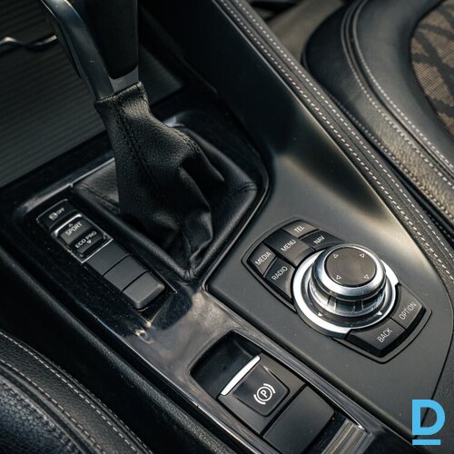 Pārdod BMW X1 2.0D, 2015