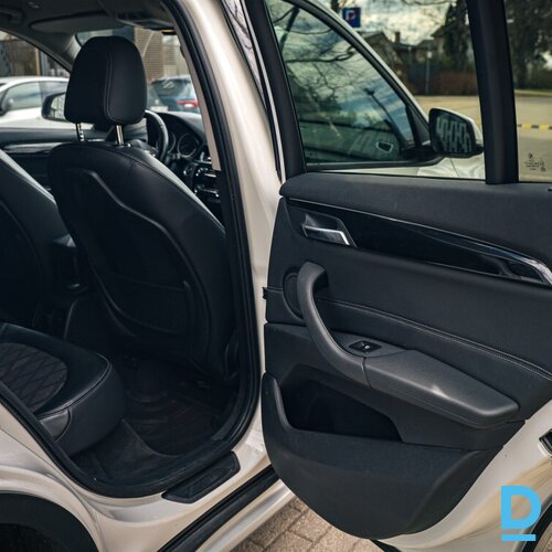 Pārdod BMW X1 2.0D, 2015