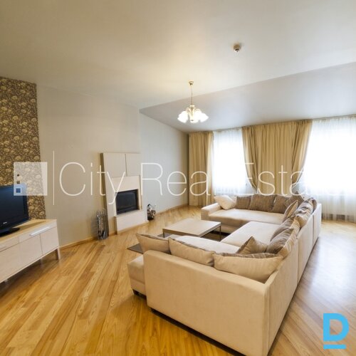 Izīrē dzīvokli Rīgā