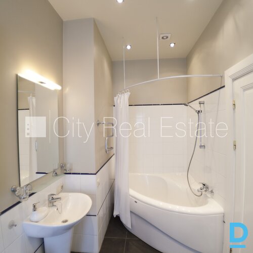 Izīrē dzīvokli Rīgā